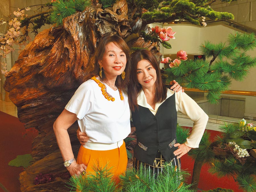 離婚獲上億贍養！中視花旦「砸2400萬美國買房」寵愛工程師兒　帥兒「自白不想婚」她支持：開心就好