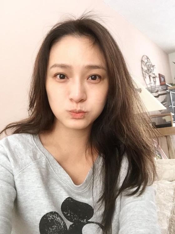 45歲不想婚！梁家榕打算「一輩子不婚不生」　自己生活「和男友各過各」爸爸憂：妳老了會很可憐