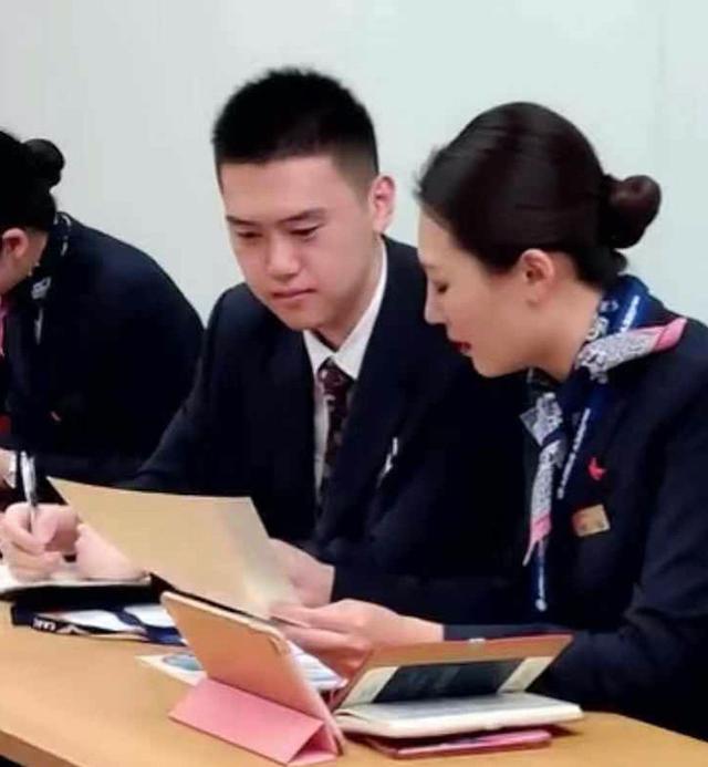 神仙緣分！兒時遇到女神空姐求合照，15年後「歷史重演」     網友：緣分早註定