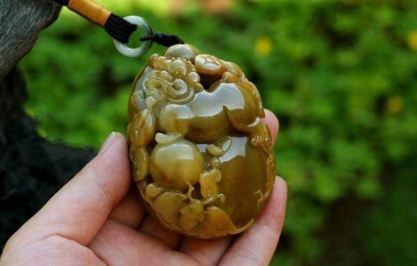 貔貅專咬錢招財！但「2種人」不能戴　「10個佩戴忌宜」保你財運滾滾來