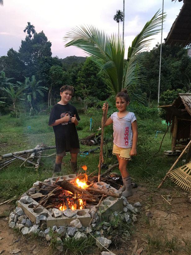 一家四口「辭工作賣房產」花一年半環遊世界　玩遍13個國家「耗費上百萬破產」從零開始不後悔