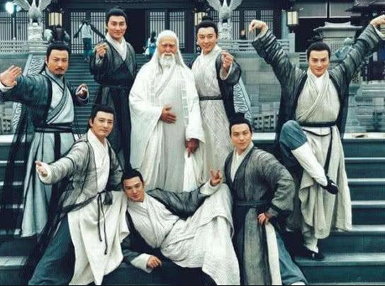 張三丰為什麼「終生不娶」？原來金庸早有伏筆　把「武當七俠的名字連起來讀」就明白一切