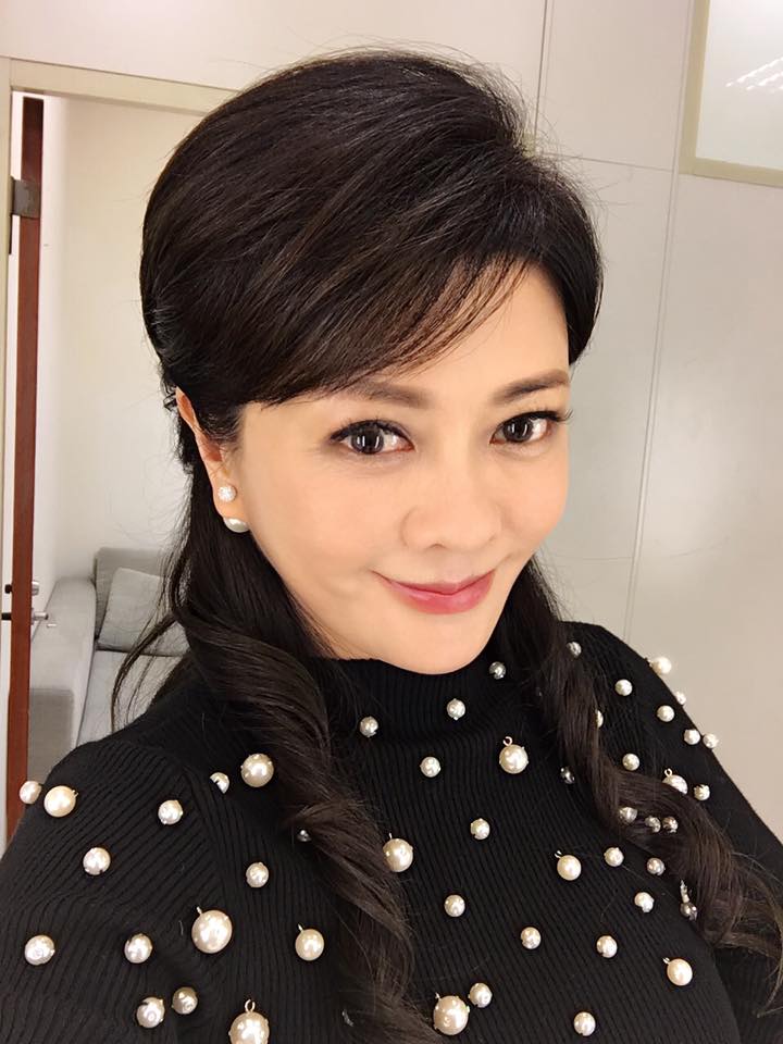 葛蕾住52坪豪宅享受單身！「擁7坪大衣帽間」300雙鞋子排開超壯觀　童心未泯性格如少女「卻超會演哭戲」