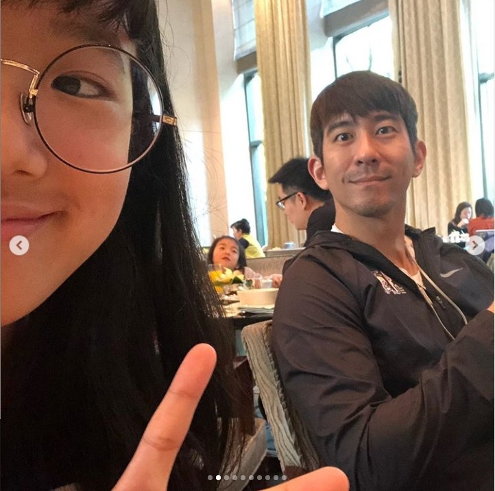 待上海求學!梧桐妹曝「爸媽分開來找她」:開心反而多了一倍 修杰楷離開後「短短5字就惹哭網友」