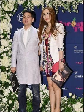 分手仍是好友!44歲「最美變性女星」高情商「祝福10年情前夫再婚」 自責無法生育:他值得更好