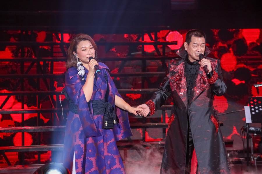 家人就是我的全世界！王瑞霞「結婚15年猶如熱戀」最愛洗手作羹湯　「有女兒好滿足」母女合照美翻天