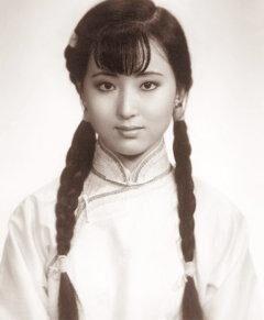 獲封最美林黛玉！女星當紅「轉行成身價破億女老闆」卻飽受病痛　41歲毅然「拋下所有財產」皈依佛門平靜離去