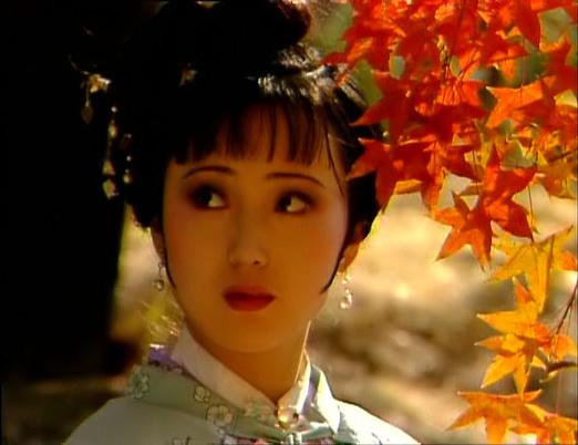 獲封最美林黛玉！女星當紅「轉行成身價破億女老闆」卻飽受病痛　41歲毅然「拋下所有財產」皈依佛門平靜離去