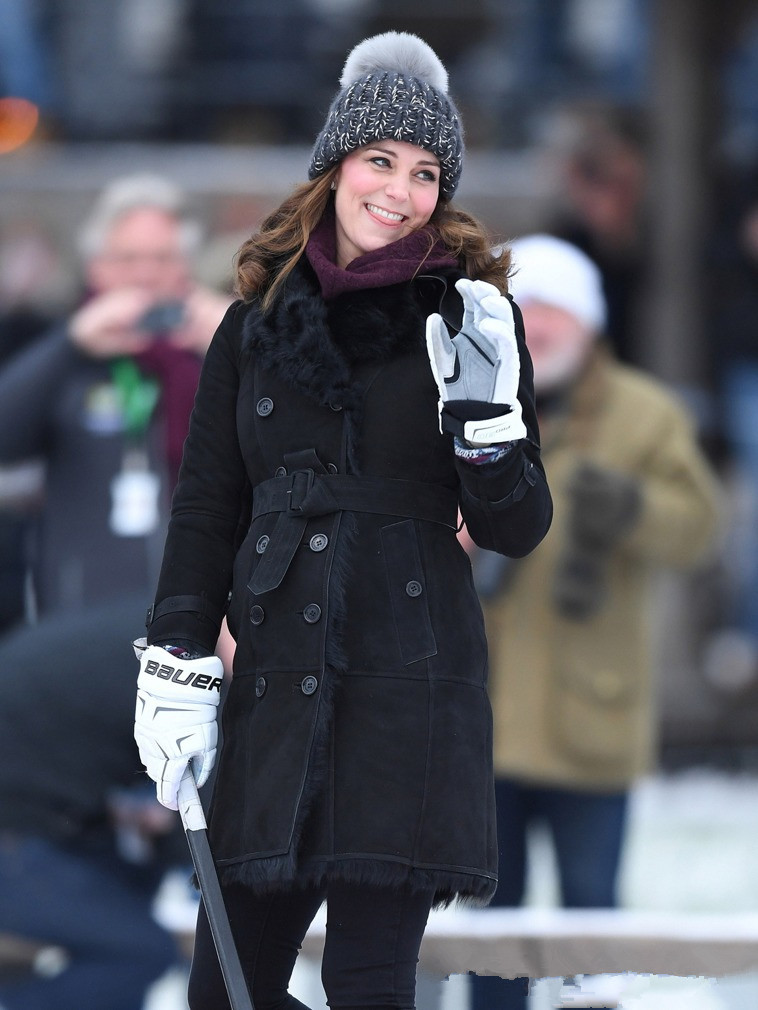 證實懷孕傳言?凱特王妃「突然取消工作」留丈夫獨自現身晚會,肯辛頓宮發布聲明:為了孩子!