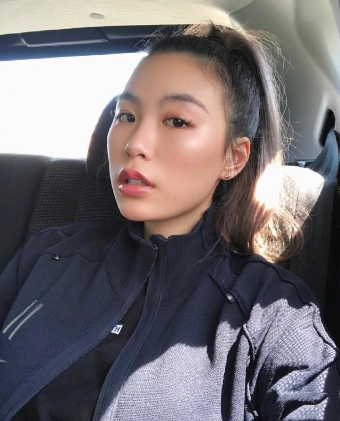 未婚妻曝光！高以翔「小13歲白富美女友」心碎奔喪　私下超浪漫「配偶欄已有對方名字」傳明年結婚