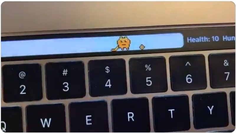 Macbook也能養電子雞！蘋果推超萌「Touch Bar小寵物」功能　療癒系「摸摸陪玩耍」融化全網❤️