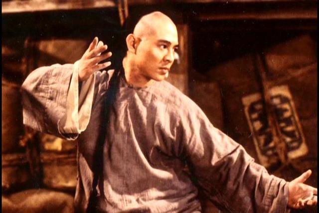 被譽「50年一遇美女」！利智被女兒出賣近照「面貌憔悴」判若兩人　為家庭付出20年「李連杰89億全給妻管」