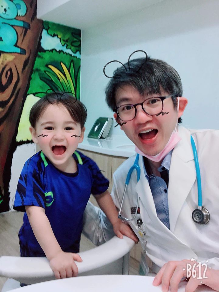 被封為兒科界天使！暖醫葉勝雄苦熬1年「仍不敵病魔走了」　臉書留言惹哭網：「到最後都掛心孩子」