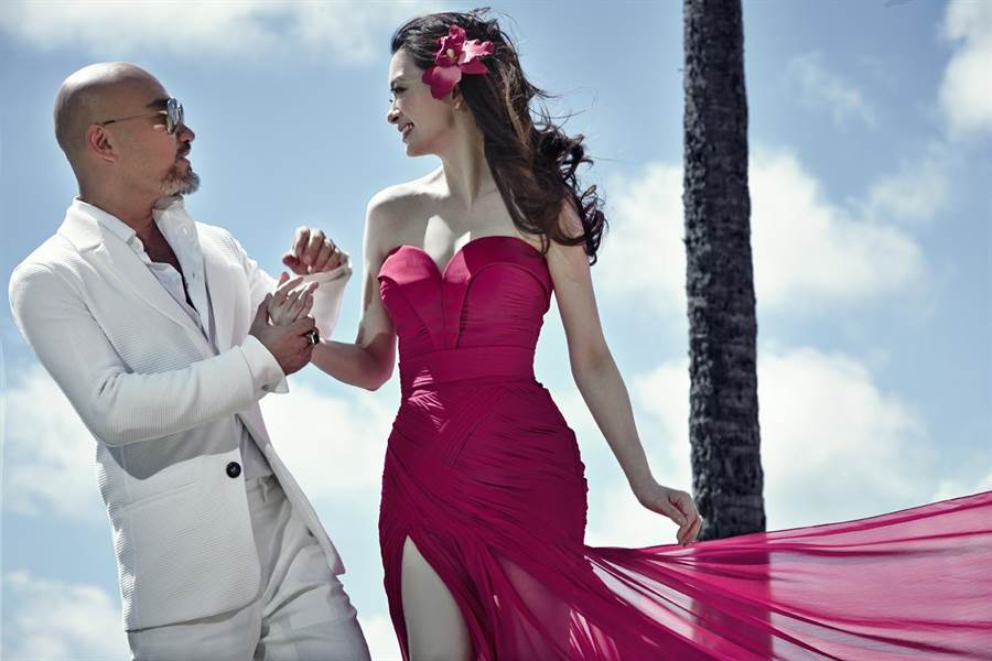 真的嫁對人!劉真婚後增胖「舞衣被撐開」當場大哭 辛龍超寵回應「甜到來賓受不了」