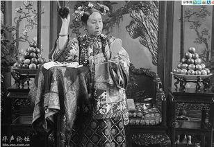 一生拍照無數！慈禧太后留影，卻沒有一張是笑著的「2大原因爆光」：不愧是拍照狂人