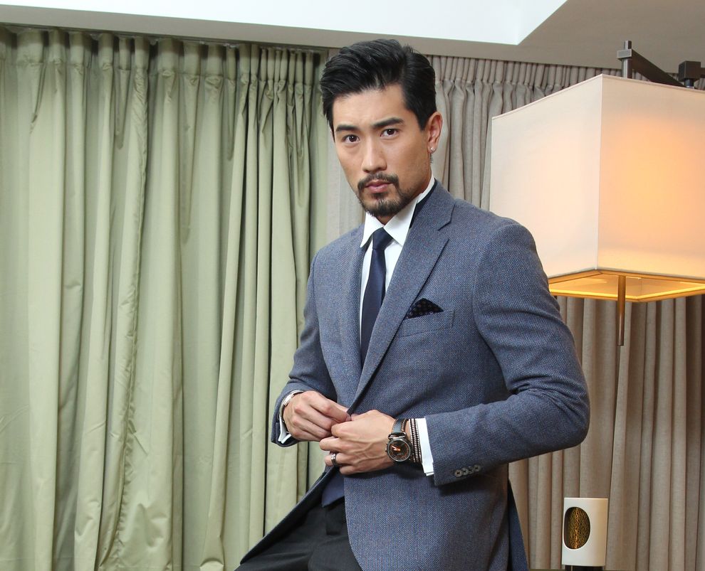 不捨10年好友！兄弟寫親筆信「念給高以翔聽」　錄音到一半「手機畫面定格」情緒失控：你收到了