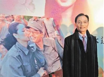 女神的眷顧！當年被「鄧麗君親過的士兵」3天只洗半邊臉     親吻照隨身帶「驚人現狀曝光」