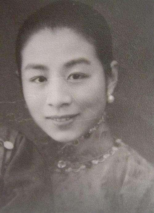 八字相剋父不准嫁「心上人成妹夫」！結婚20年「乾女兒竟懷丈夫孩子」　堅持離婚不靠男人「看破紅塵遁空門」