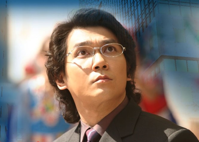 虧欠兒太多！八點檔大反派「甘願放棄演藝事業」彌補妻兒10年　家人永遠擺第一「低調回台現身」再聚老友