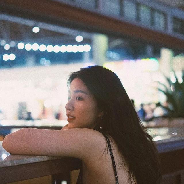 「越南沈佳宜」爆紅全亞洲！她笑起來溫暖又治癒，「換上和服」比陳妍希更甜美空靈：心都融化了