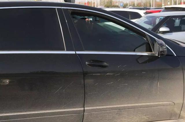 夫妻弄丟2歲兒「26年後母子重逢」已長大成家　千里尋親「團圓相擁而泣」無所求：心滿意足不再打擾