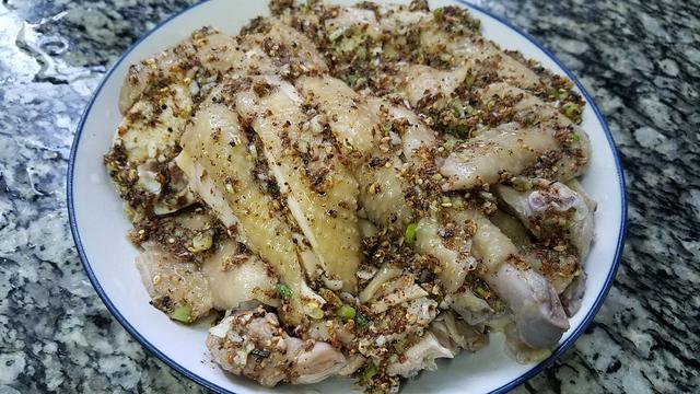 「愛吃麻辣」冬天別放過「椒麻雞」香味四溢「營養好吃」做法簡單又實用
