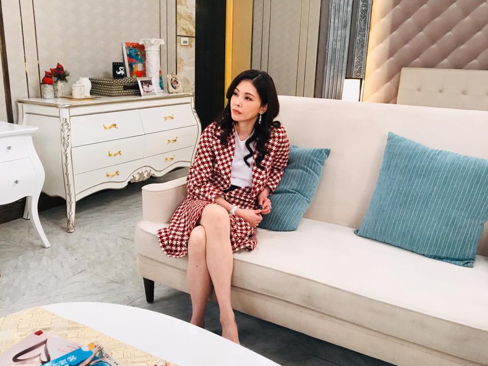 16年豪門婚變！何如芸深夜吐心聲「交給家事法庭」處理　謝富尪16年照顧：離婚不是壞事