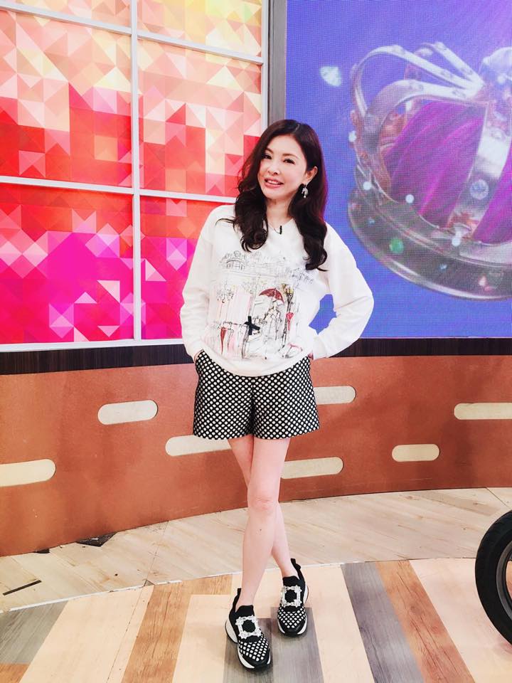 16年豪門婚變！何如芸深夜吐心聲「交給家事法庭」處理　謝富尪16年照顧：離婚不是壞事