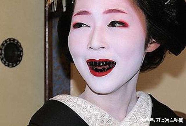 古代人的「奇葩審美」！中國的裹腳，歐洲的束腰，日本的最讓人無法理解  ：嚇跑不少男人