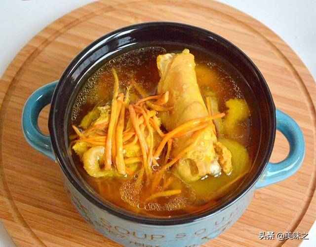 天寒地凍「喝雞湯」暖胃驅寒！分享雞湯的17種做法「好喝又營養」值得收藏