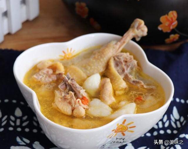 天寒地凍「喝雞湯」暖胃驅寒！分享雞湯的17種做法「好喝又營養」值得收藏