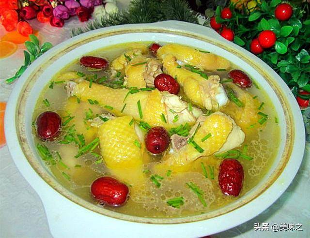 天寒地凍「喝雞湯」暖胃驅寒！分享雞湯的17種做法「好喝又營養」值得收藏