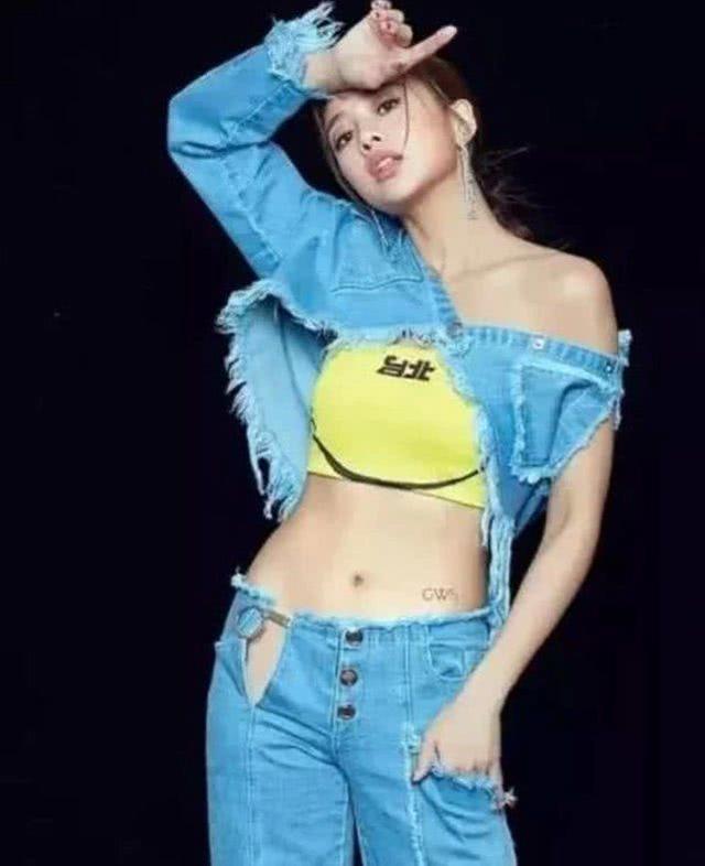 吳映潔的「破洞褲」火了！整條褲子只破一個洞，時尚又前衛    但一般女生都不敢穿