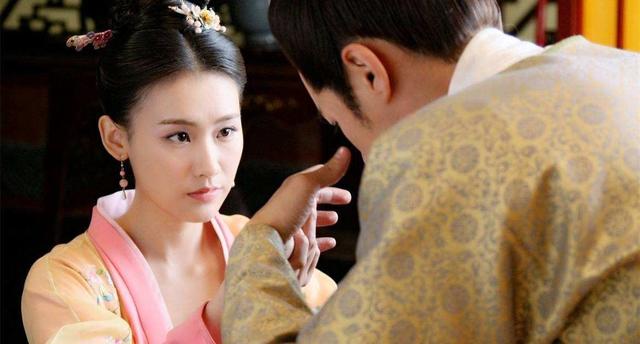 鄭和七次下西洋，為何每次都帶上「一船老宮女和接生婆」而不是年輕女子？看完不得不佩服他心思縝密