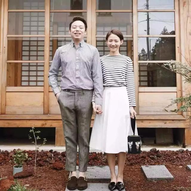 每天都是情人節！年輕夫婦一年365天「情侶裝不重複」深受30萬粉絲愛戴　「在家過田園日常」將生活過成詩