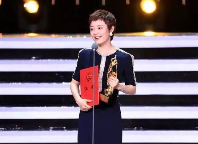 嫁錯人後的校花!「你那麼難追,還不是給我當保姆」,丈夫拍照網路上炫耀,令人唏噓