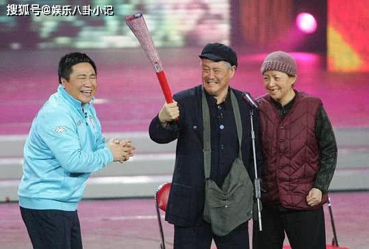 女星與子相依為命「父離婚21年不聞不問」 今兒成家立業「想當爺爺要認子」母怒批撿現成:下輩子吧