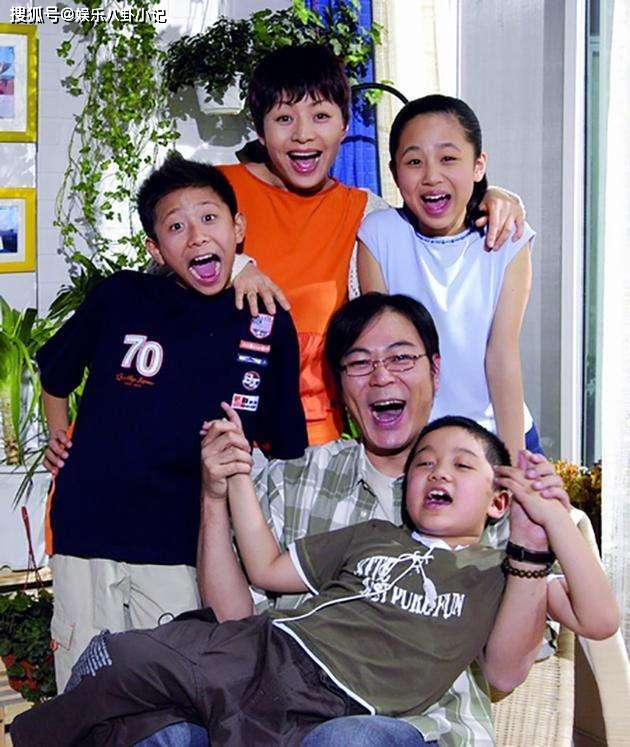 女星與子相依為命「父離婚21年不聞不問」 今兒成家立業「想當爺爺要認子」母怒批撿現成:下輩子吧