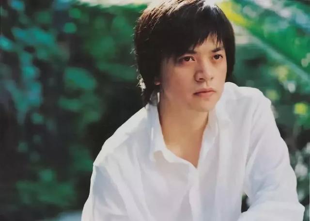 等妳長大就娶妳！清華學霸「10歲一見鐘情女孩」高中重逢相愛　成音樂才子「天天為妻寫詩」浪漫一生
