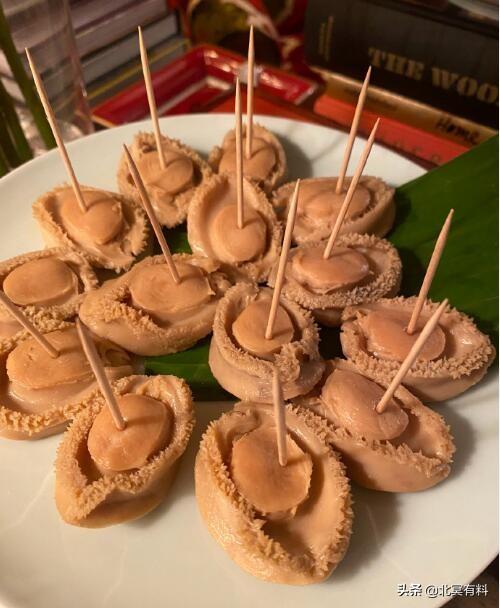  劉嘉玲香港豪宅設宴！裝飾復古奢華「美到讓人驚艷」　「桌上菜色俱全」大方招待不手軟