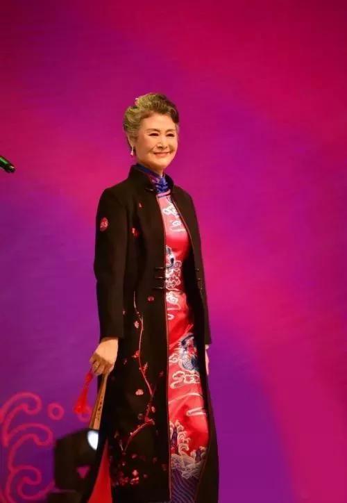 84歲「17天跑遍西藏」圓夢 102歲「挑戰高空跳傘3次」:活得漂亮,是對歲月最好的報復