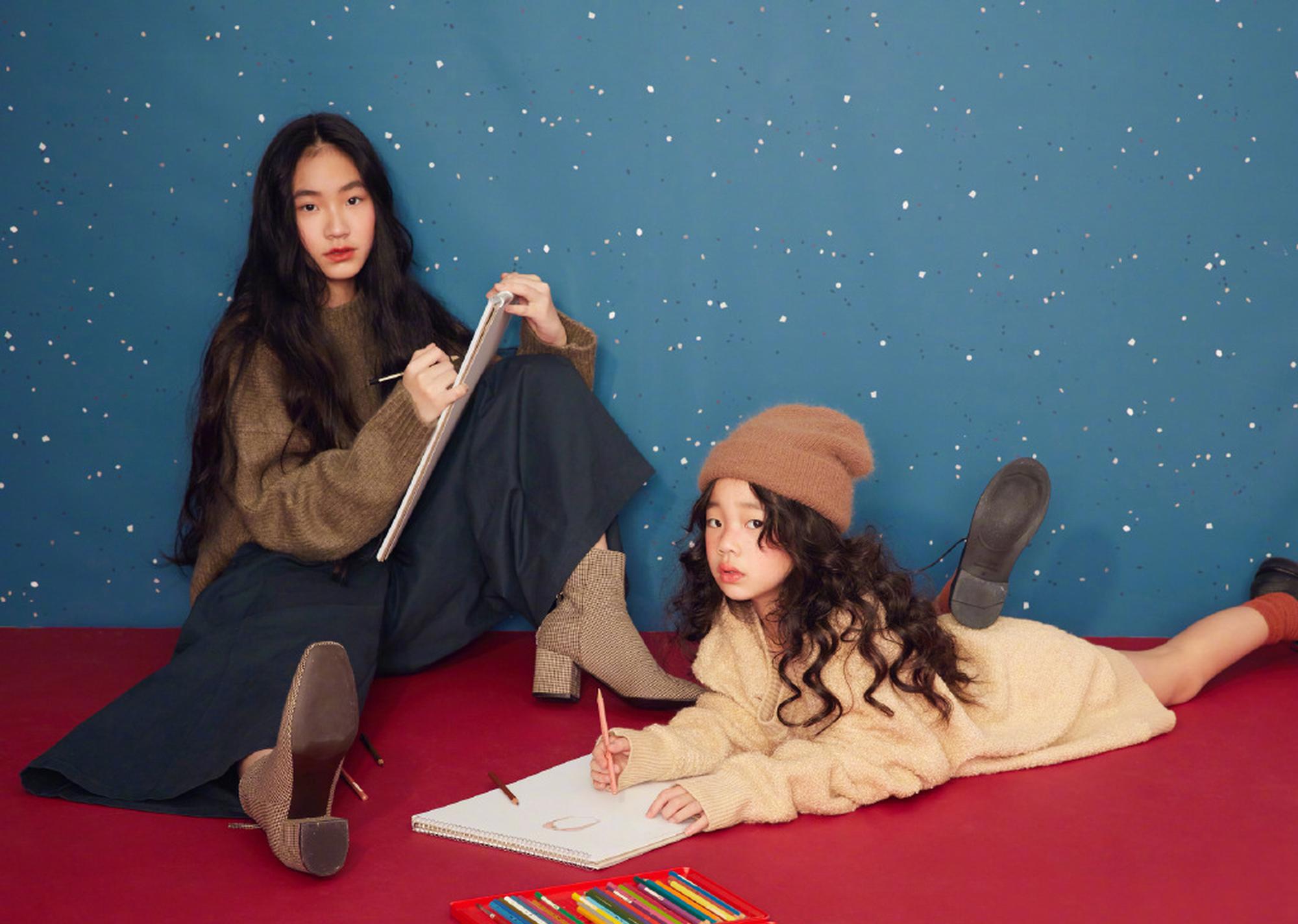 小S女兒合體拍廣告!「姐姐頂波浪捲」氣質優雅 「妹妹古靈精怪」盡顯俏皮