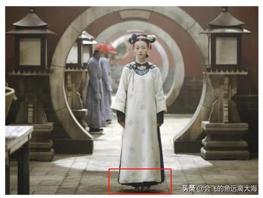 不怕跌倒嗎？清朝後宮佳麗三千「都要穿花盆底鞋」　最高達25公分「超難駕馭」專家笑虧：為了方便皇帝