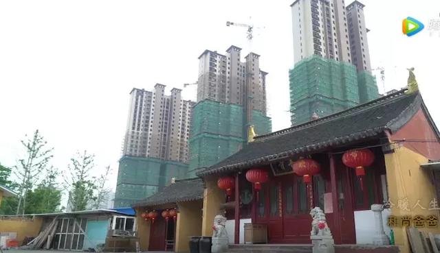 為情所困出家!「幫140位女子生娃」被罵花和尚 做22個孩子們「爸爸」全網圍觀:他才最男人