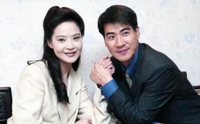 重新開始!瓊瑤女星夫接連背叛「遭騙3400萬」一無所有 陷低潮「堅持不離婚」夫妻攜手遠離傷心地