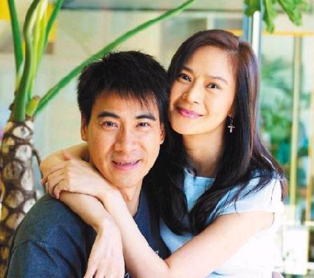 重新開始!瓊瑤女星夫接連背叛「遭騙3400萬」一無所有 陷低潮「堅持不離婚」夫妻攜手遠離傷心地