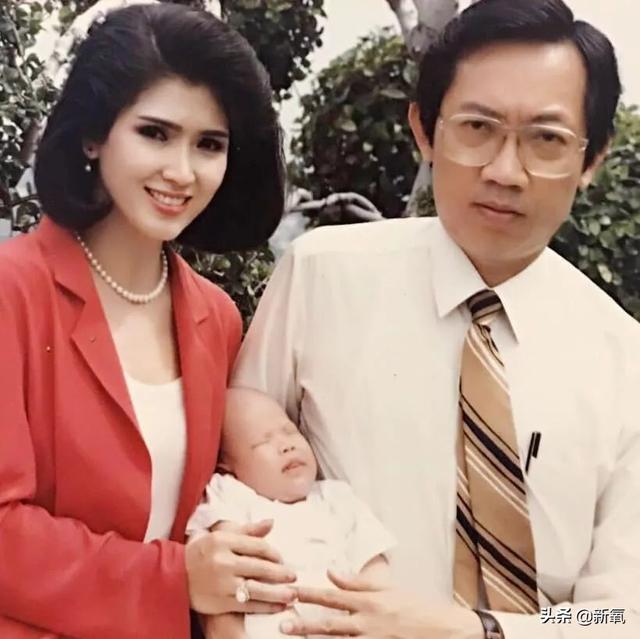 72歲長這樣？環球小姐嫁入皇室「50年長相完全沒變」　「黃金比例沙漏身材」曝保養祕訣：內心保持年輕