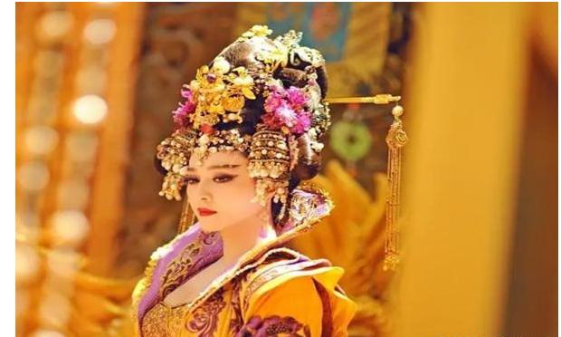 伴君如伴虎！宰相寫下「青鵝」兩字被滅族， 百官不解   武則天怒道：把字拆開念