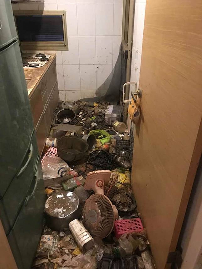 房子租給女兒！媽媽3年沒進屋「開門驚見垃圾海」寸步難行　無奈控「拿她沒辦法」網愣：根本養殖場