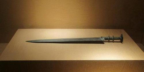 兵馬俑出土一把「絕世神劍」,X光照射後「發現其中奧秘」,連美國專家們都難以置信:絕不可能